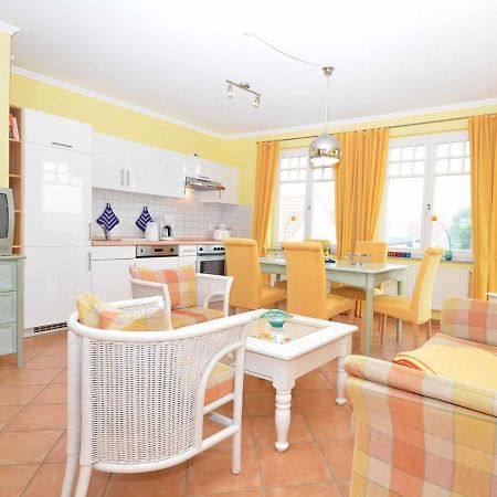 Villa Laetitia - WG 15 - zentral, strandnah, 2 Balkone Binz Esterno foto
