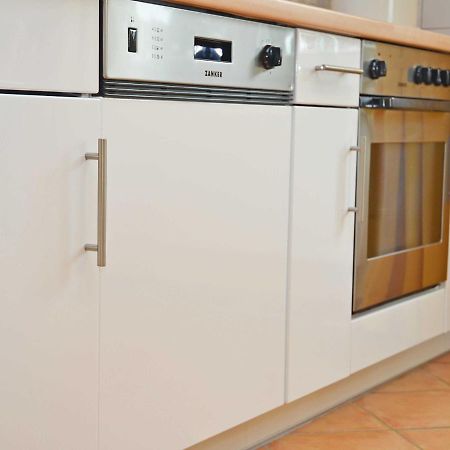 Villa Laetitia - WG 15 - zentral, strandnah, 2 Balkone Binz Esterno foto