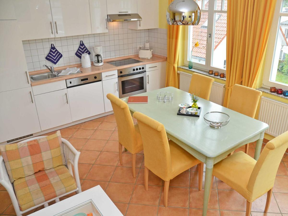 Villa Laetitia - WG 15 - zentral, strandnah, 2 Balkone Binz Esterno foto