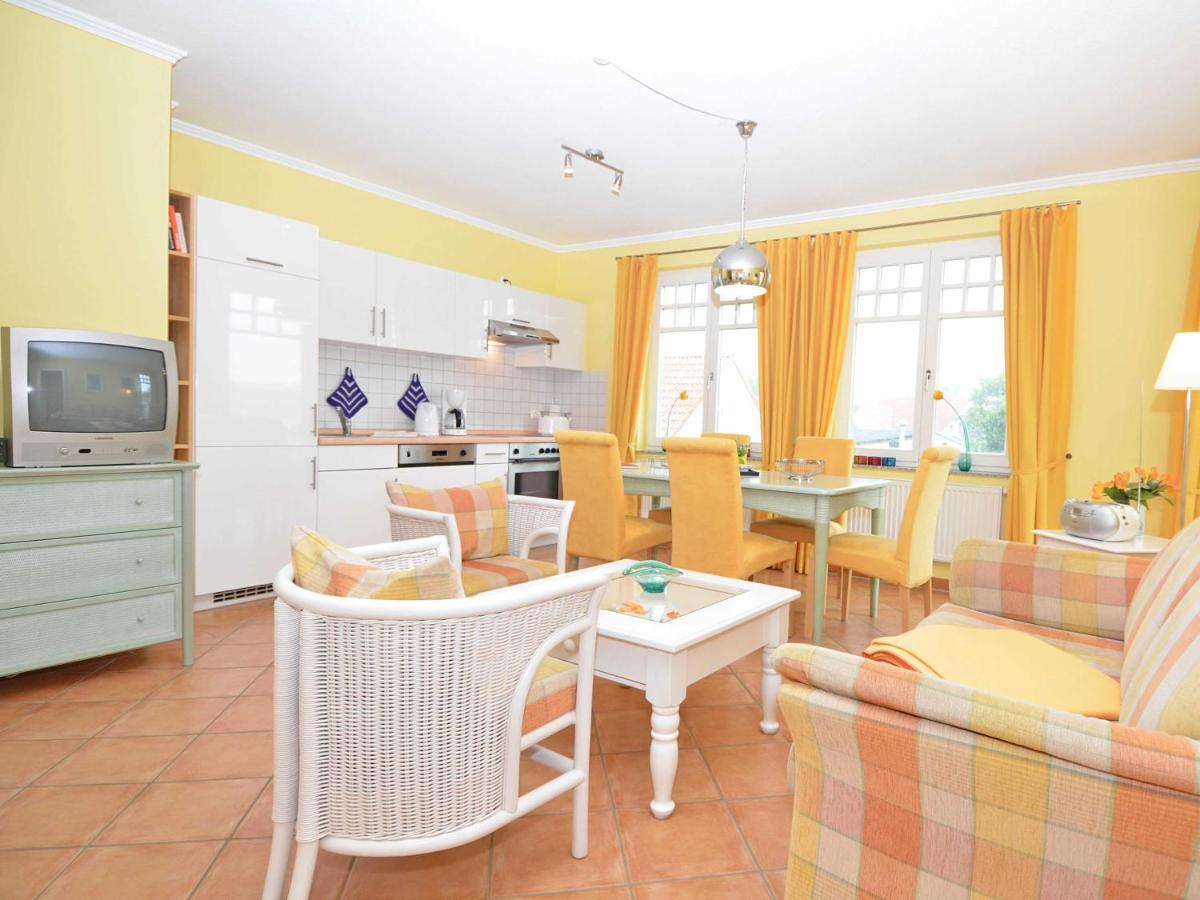 Villa Laetitia - WG 15 - zentral, strandnah, 2 Balkone Binz Esterno foto