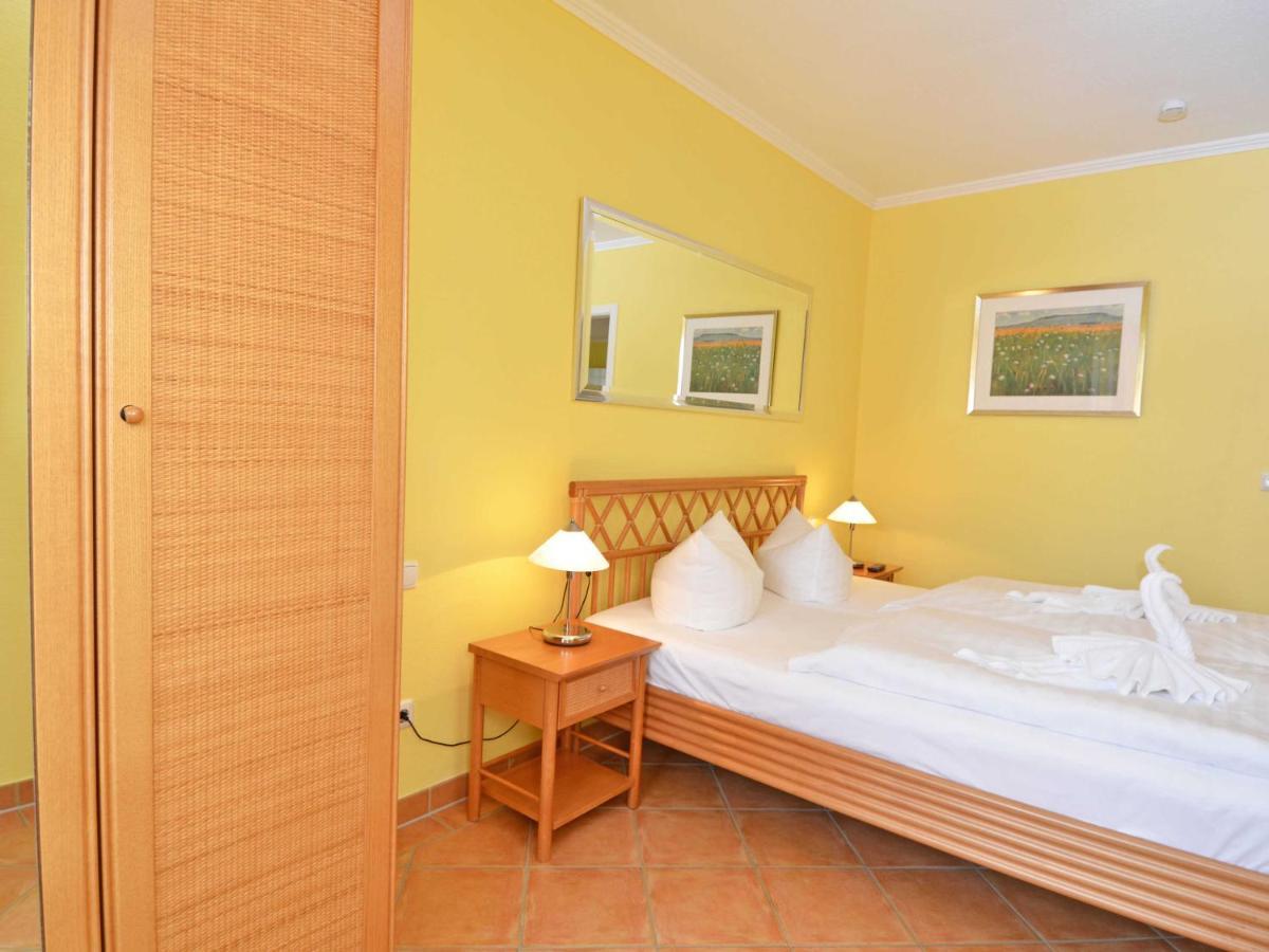 Villa Laetitia - WG 15 - zentral, strandnah, 2 Balkone Binz Esterno foto